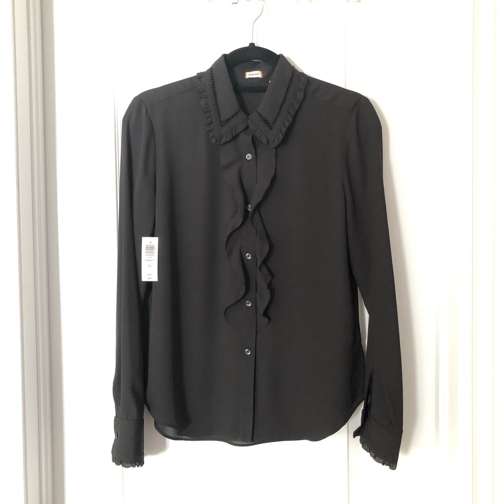 Brand new Aritzia Scarlett blouse